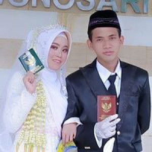 Ela Safitri profile icon