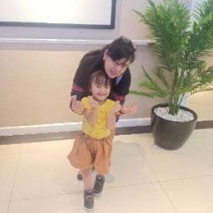 Lisna Eka profile icon