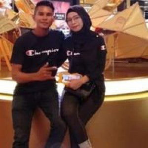 Anis Suraya profile icon