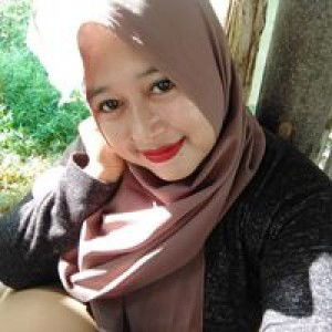 Iis Sumiyati profile icon