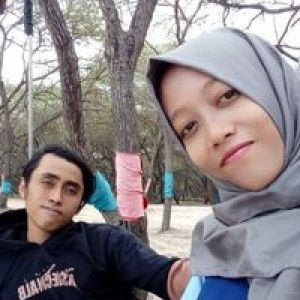 siti nur qomariah profile icon