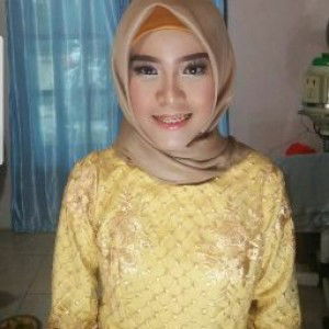 Putri Kartika profile icon