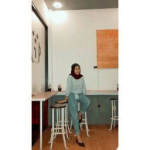 Sri Mulyani profile icon