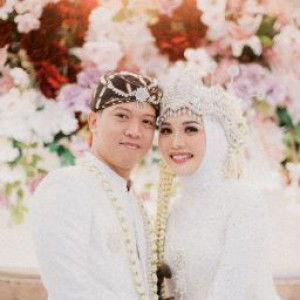 Tina Ismadinah profile icon