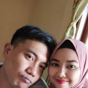 Erlin Apriani profile icon