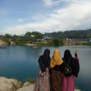 Sri Yuni profile icon