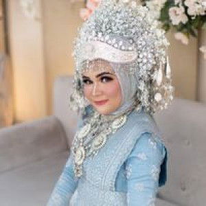 Debby Restika Putri profile icon