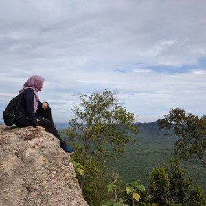 Nur izzati profile icon