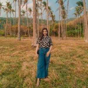 Lale Isna Hidayati profile icon