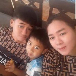 Nipapron Tuthong profile icon