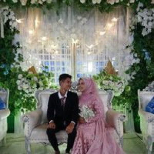 Ika Saputri profile icon