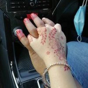 Cik Puan Gojes profile icon