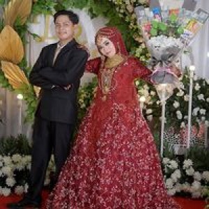 Enda Khairina Sari profile icon