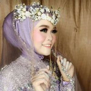 Yuni Dwi profile icon