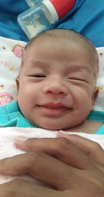 ลูกคนเเรก​ คลอดธรรมชาติ​ นน​ 3225