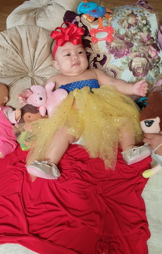 my little snow white..π