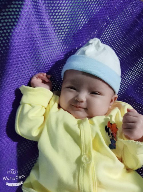 HELLO CÔ CHÚ con là NHư Ý các cô thấy con có xinh gái ko nè 🥰🥰🥰.Trộm vía con dc 2thang rưỡi 7kí