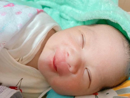 แบบนี้คือน้องยิ้มรึเปล่าคะ55