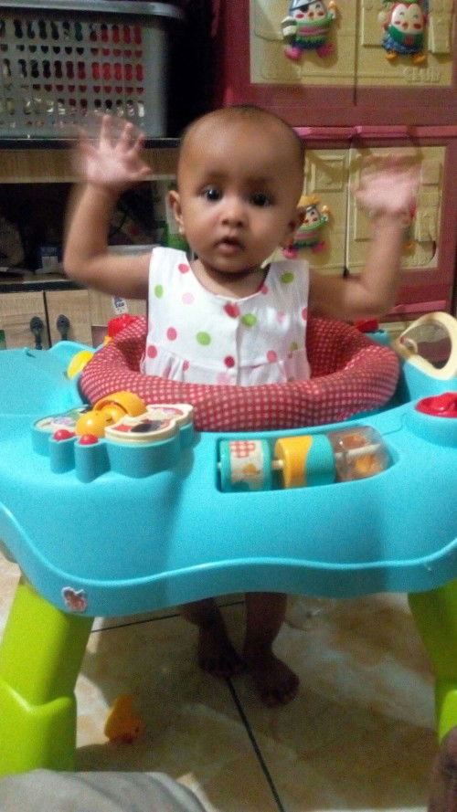 Apa benar ad ny Kelenjar pada anak yg menyebabkan  berat badan jd sulit bertambah/kurus ?