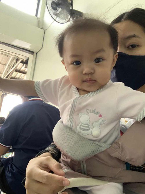 ผมเด็กผู้หญิงในวัย5เดือนกว่าๆ