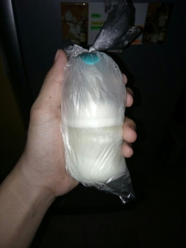 BREASTMILK IN A BOTTLE