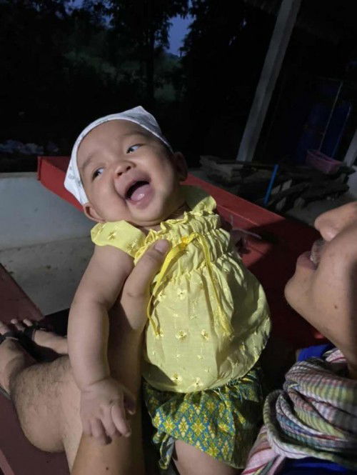 เด็กน้อยอารมณ์ดี