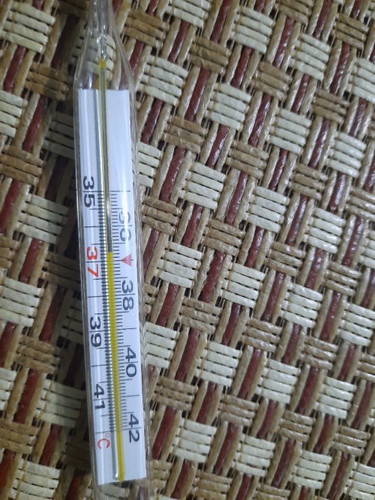 Sốt sau tiêm vacxin