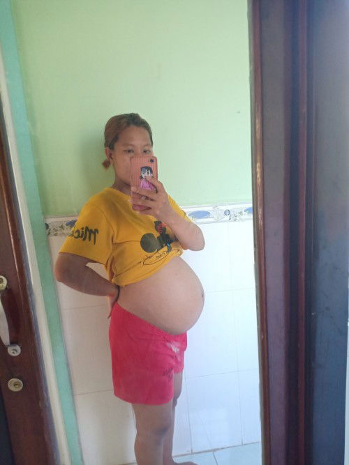 Bụng này bé gái hay trai vậy các mom