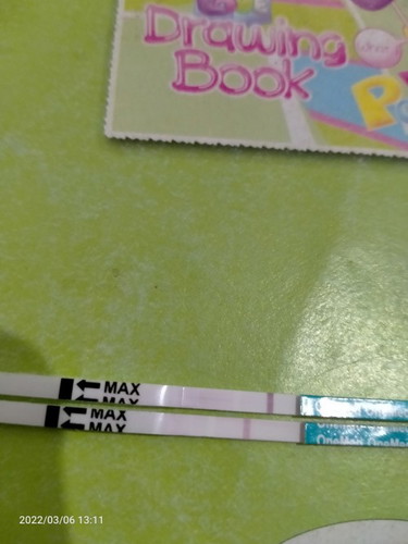 Tespack garis 2,yg 1 berwarna putih tebal