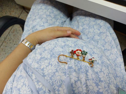 ตอนนี้ท้อง28+2Wมีน้ำใสขุ่นไหลออกมาคือน้ำนมใช่ไหมคะ มันเร็วไปไหมคะหรือพอดีเเล้วที่เราจะผลิตน้ำนมคะ