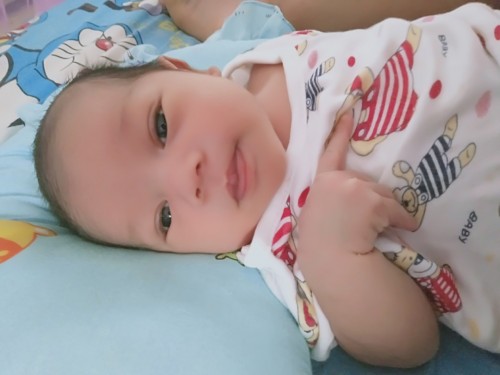 แม่ๆบ้านไหนโดนบังคับให้ป้อนกล้วยลูกเพิ่งคลอดได้สิบกว่าวัน ไหมคะ