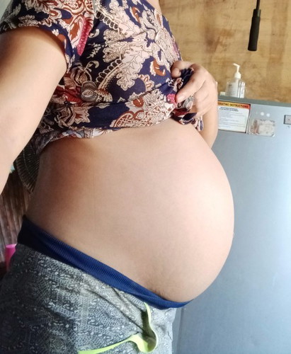 Hello mommies 35 weeks & 4days na po kami today!☺️ Normal lang po ba ang laki ng tummy ko?