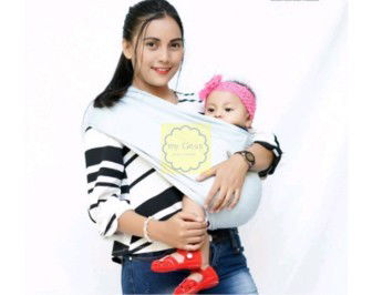 cara menggendong bayi