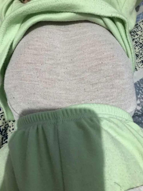 Bayi 1tahun tidur terlentang