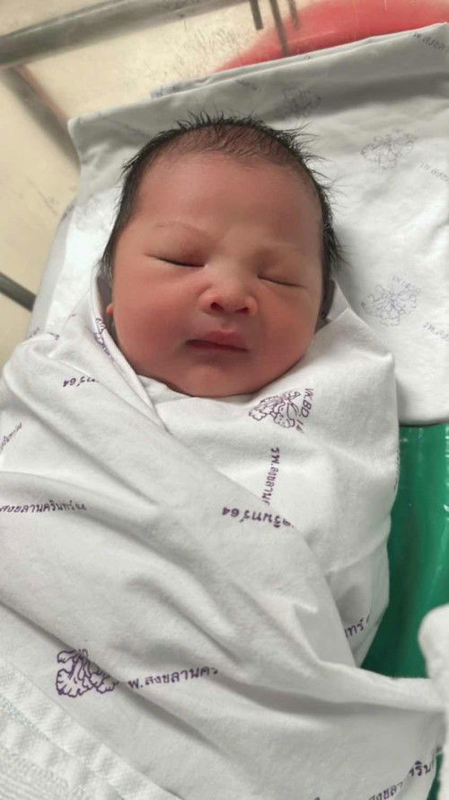 ทีมมิถุนายน2565 แต่แอบแตกก่อน🥰