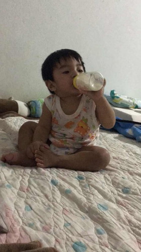 ให้ลูกอดนมกลางคืนตอนกี่เดือนกันคะ