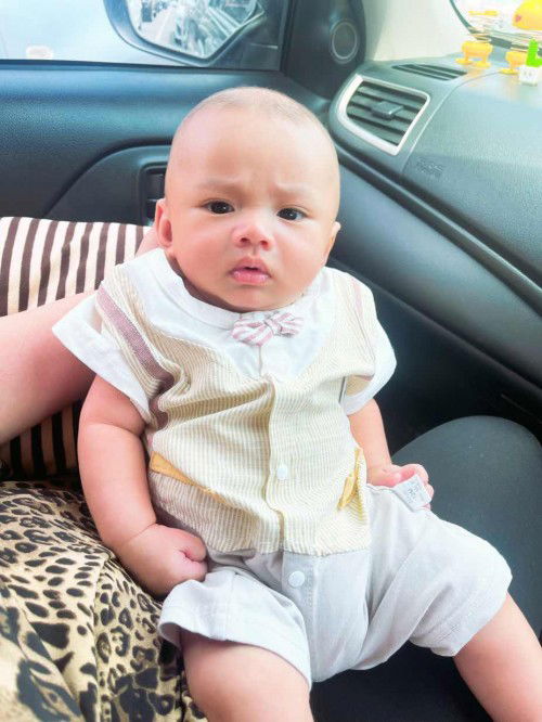 2เดือน16วัน น้ำหนัก5.4โล