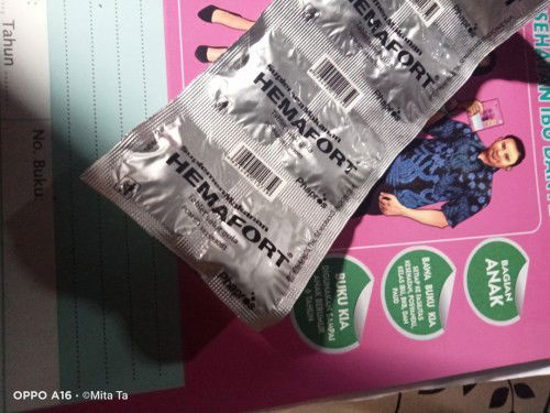 Cuma minum suplemin makanan yg dikasih bidan ,dari awal kehamilan sampai jalan 4 bulan