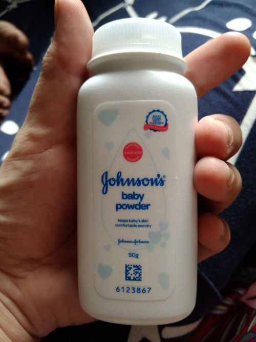 Johnsons baby powder, safe ba?