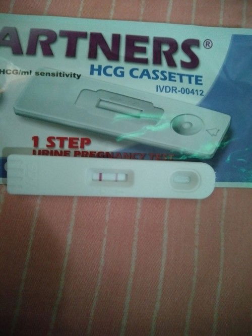 Just want to ask kung buntis ba talaga ako? 1st pic two lines po tapos sa 2nd pic di klaro ang isang