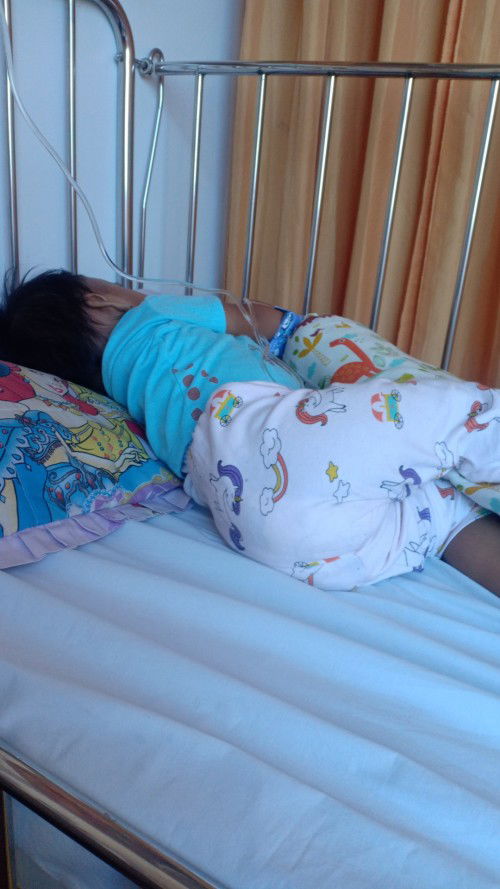 Dirawat , mohon doa 😭😇