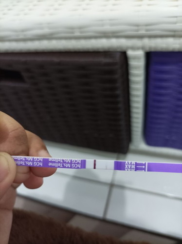 Halo Bund. saya pengen tanya, beda tespek beda hasil kah? sya coba tespek tgl 20 dan 22 hsilnya beda