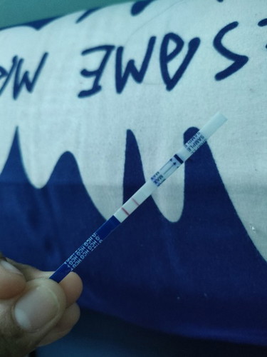 ประจำเดือนขาดแค่1เดือนค่ะตรวจวันแรกขึ้น2ขีดแต่ยังไม่ชัดมากวันที่2ชัดขึ้น ตั้งครรภ์จิงไหมคะ