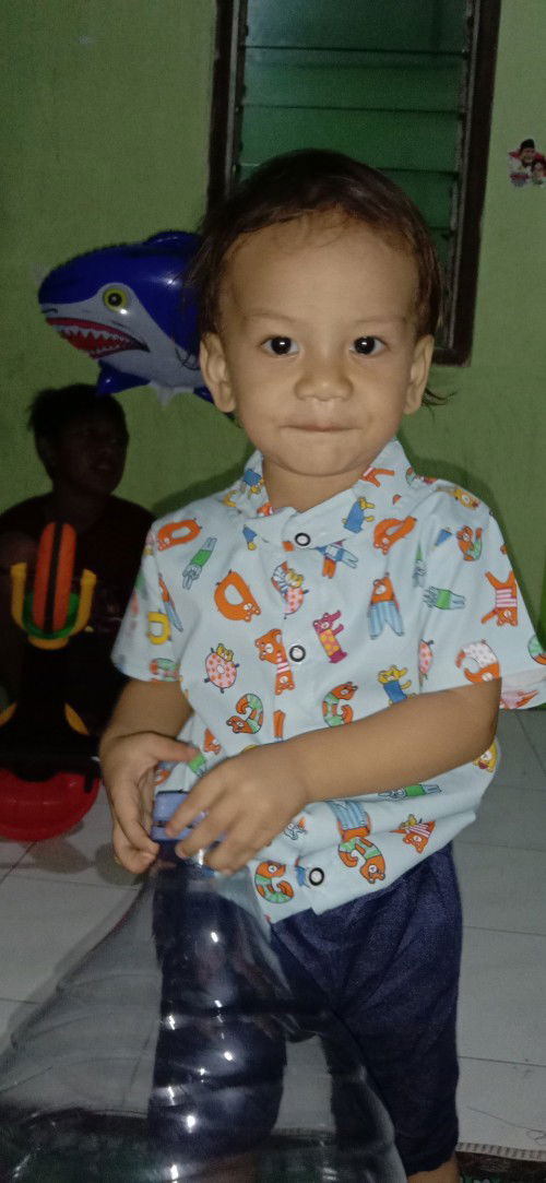 Payudara besar sebelah