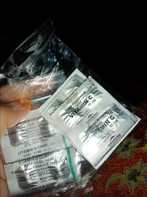 Mau nanya bund, ini diminum barengan obat penambah darah gapapa??