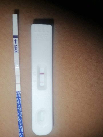 Positive Po ba ito? Faint line kasi Yung isa..