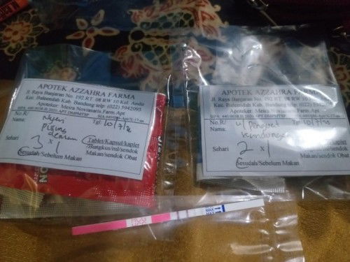 Keluar flek di usia 8W