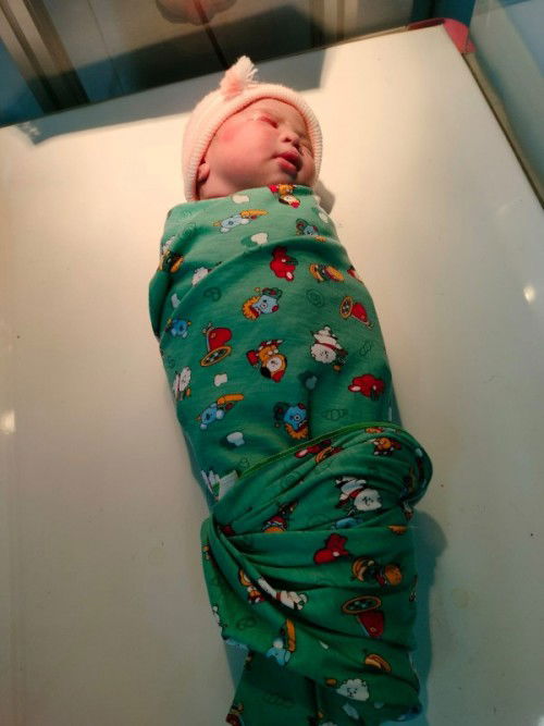 Sedikit cerita.belum pembukaan dan tidak dijahit