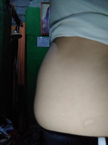 4 months pregnant