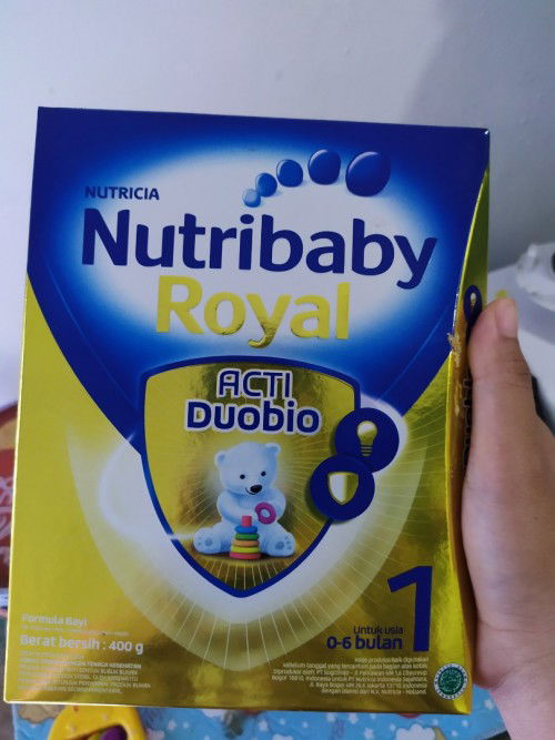 bagi-bagi susu formula